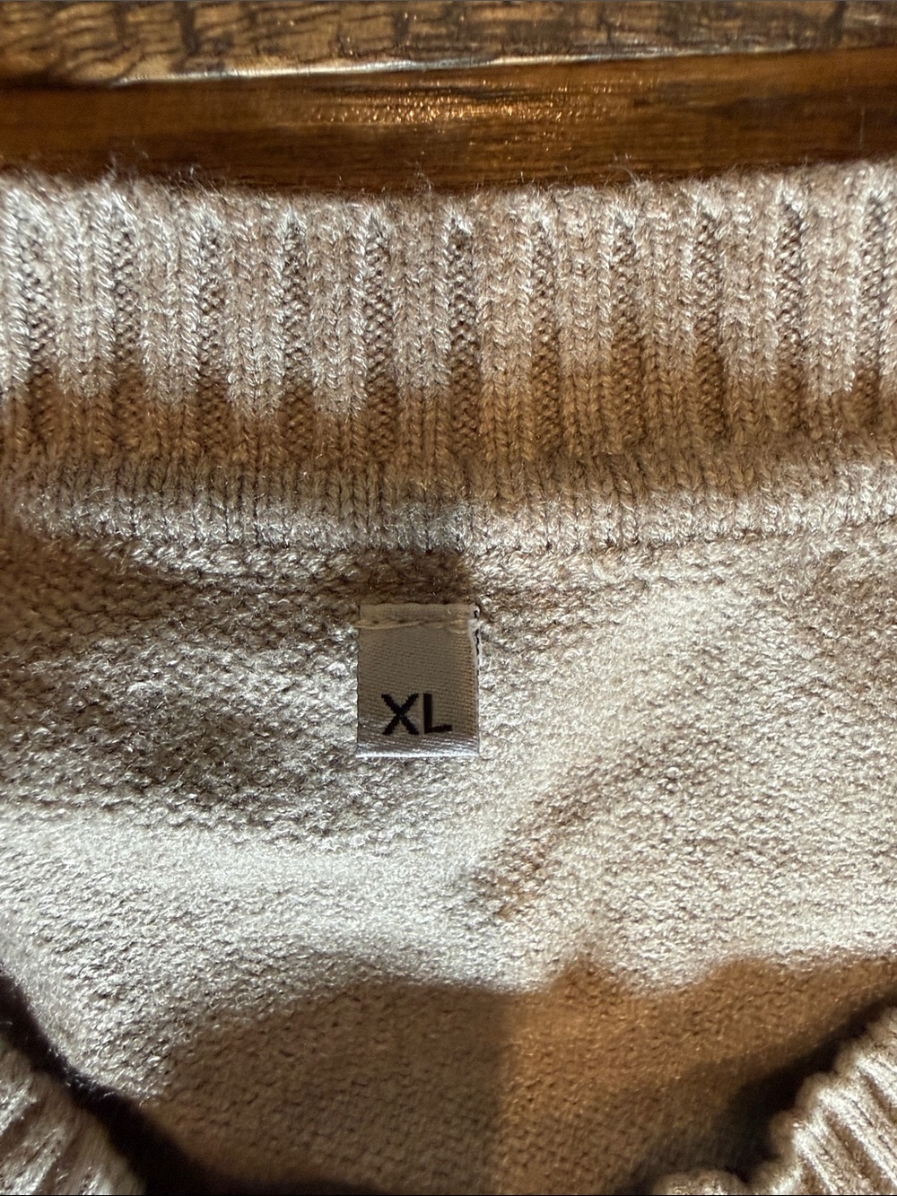Women's Side-Button Sleeveless Sweater Vest in Taupe - Picture 3 of 4